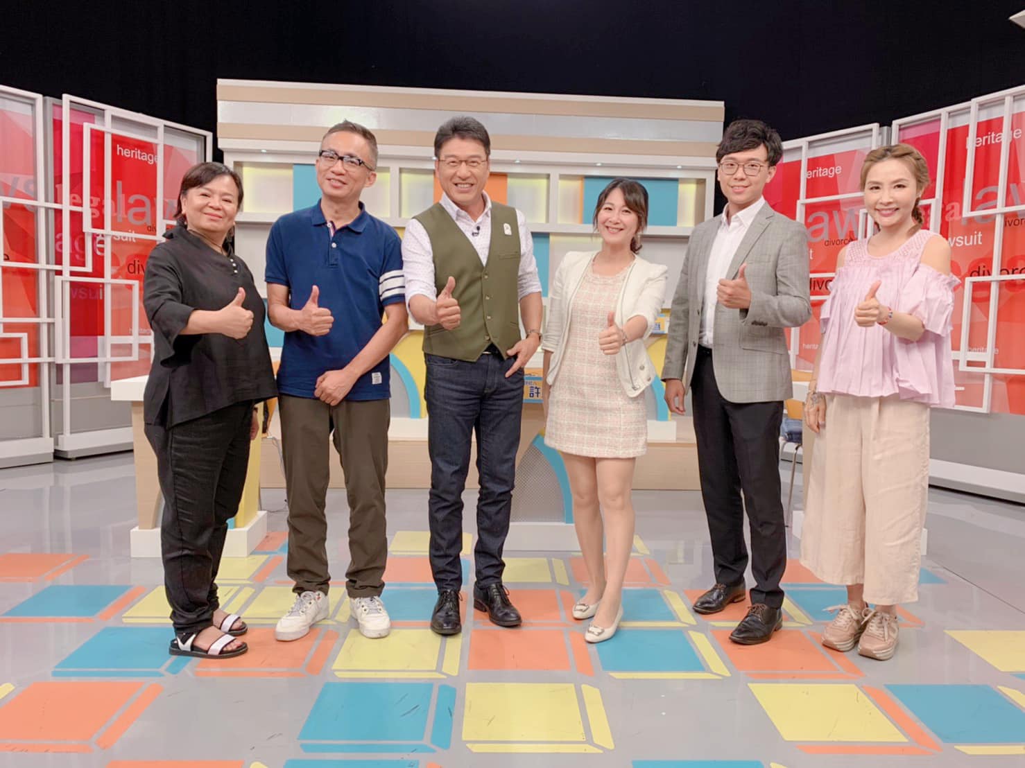 婚禮主持人 VIVI 現場主持形象照 4