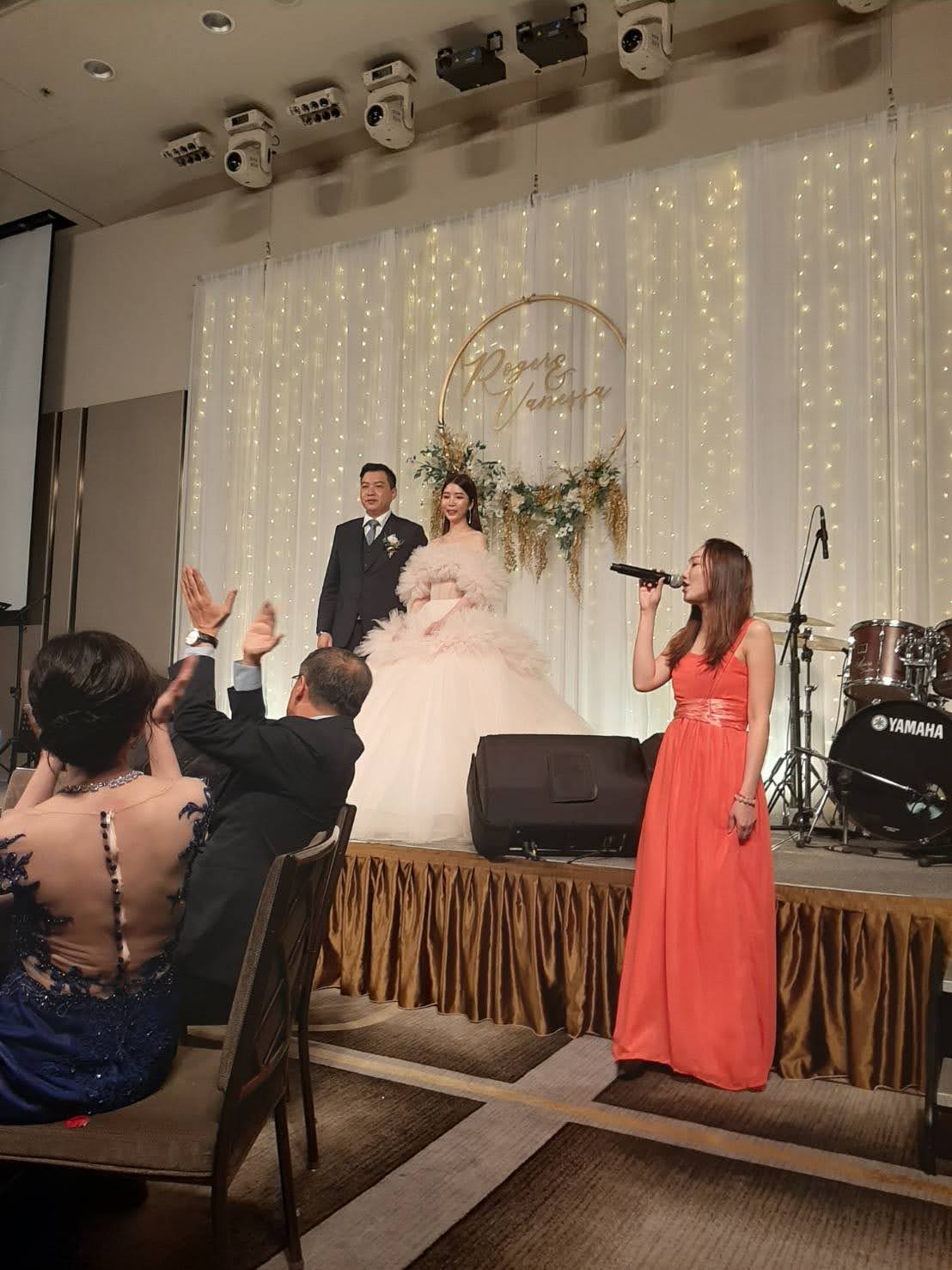 婚禮主持人 MIGA 現場主持形象照 3