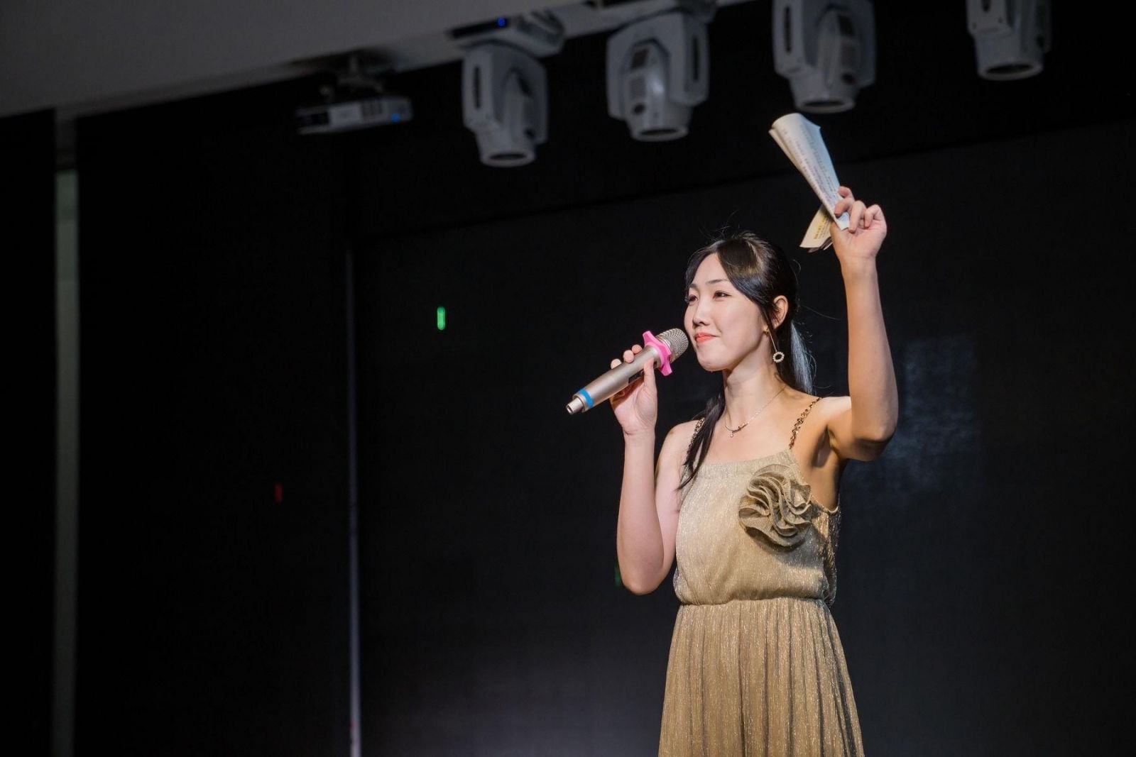 婚禮主持人 MIGA 現場主持形象照 5