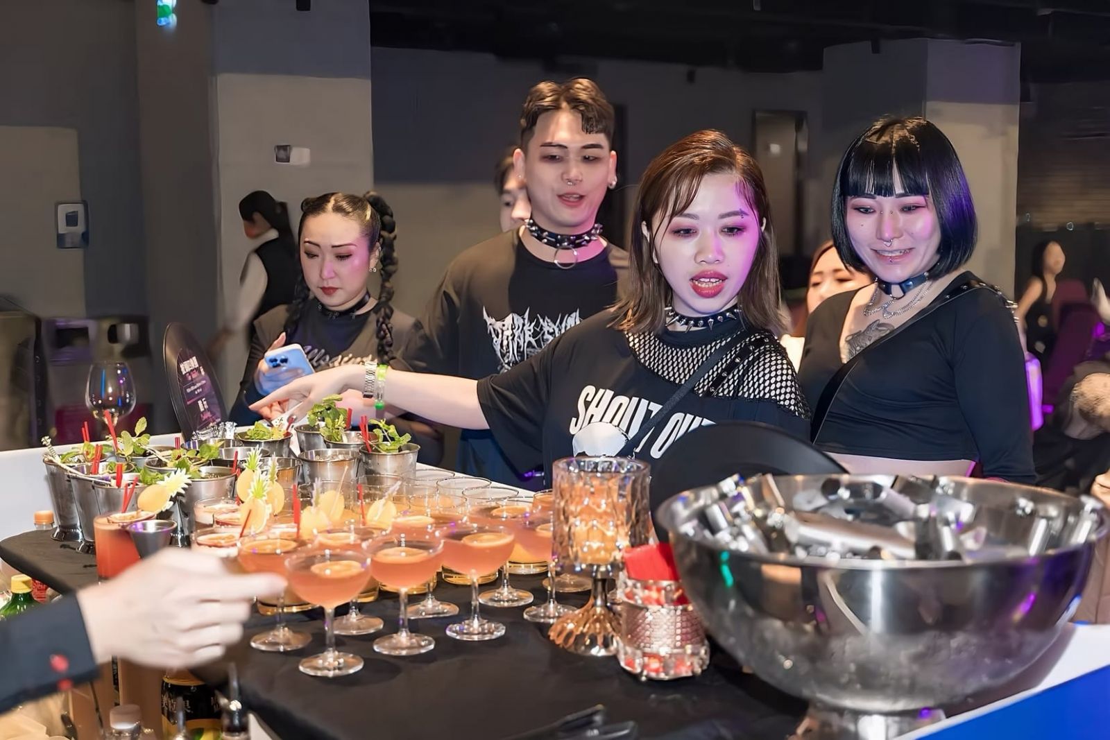 復古搖滾主題婚宴調酒吧作品 05
